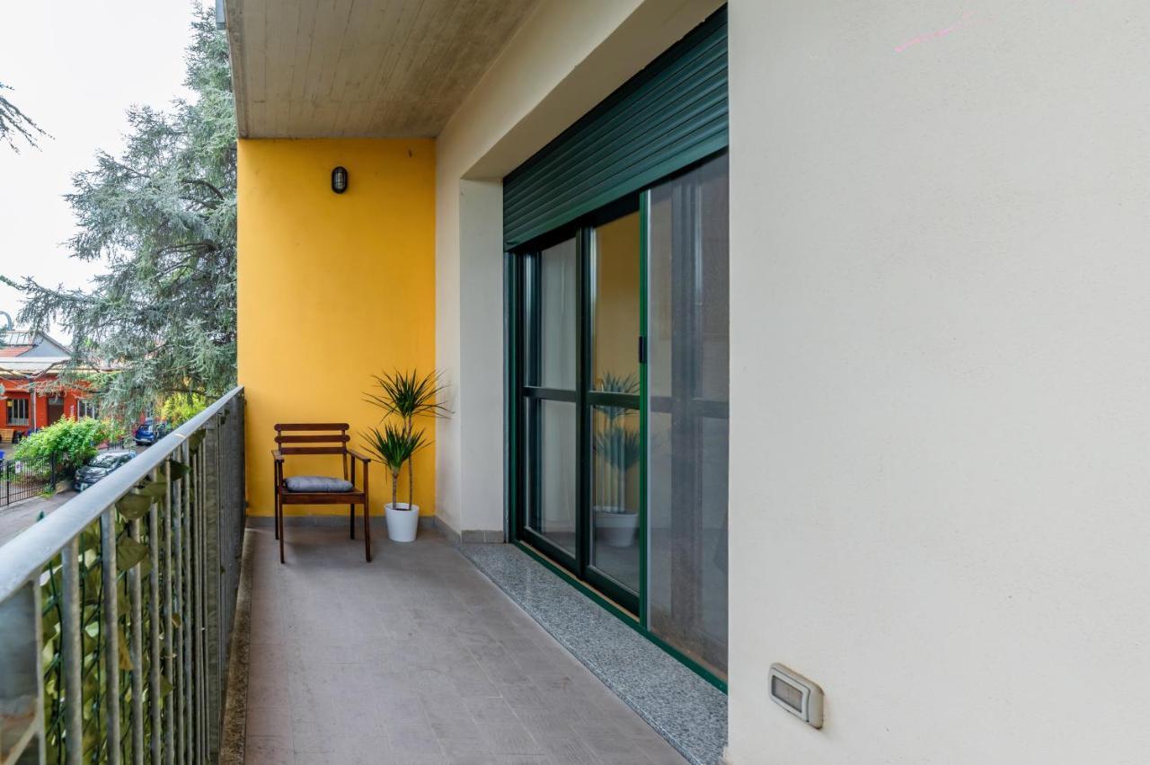 Parma Residential Apartment Con Balcone Buitenkant foto